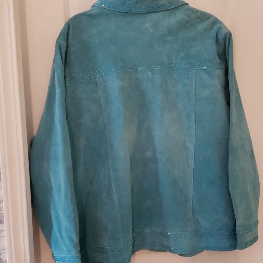 Jacket - Picture 5 of 7